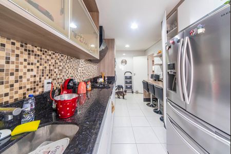 Apartamento à venda com 192m², 3 quartos e 3 vagas Apartamento à venda com 192m², 3 quartos e 3 vagasCozinha