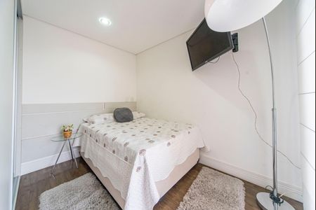 Apartamento à venda com 192m², 3 quartos e 3 vagas Apartamento à venda com 192m², 3 quartos e 3 vagasSuíte 1