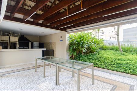 Apartamento à venda com 192m², 3 quartos e 3 vagas Apartamento à venda com 192m², 3 quartos e 3 vagasÁrea comum - Churrasqueira