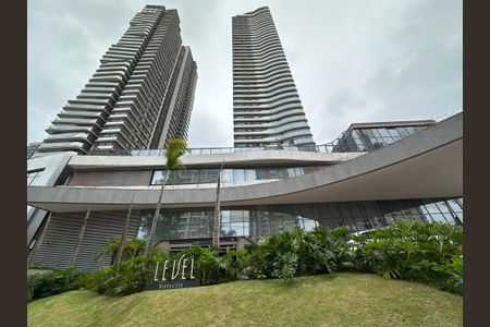 Apartamento à venda com 95m², 2 quartos e 2 vagas Apartamento à venda com 95m², 2 quartos e 2 vagasFachada
