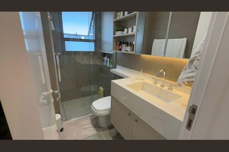 Apartamento à venda com 95m², 2 quartos e 2 vagas Apartamento à venda com 95m², 2 quartos e 2 vagasBanheiro da Suíte 1
