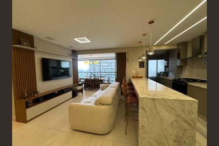 Apartamento à venda com 95m², 2 quartos e 2 vagas Apartamento à venda com 95m², 2 quartos e 2 vagasSala