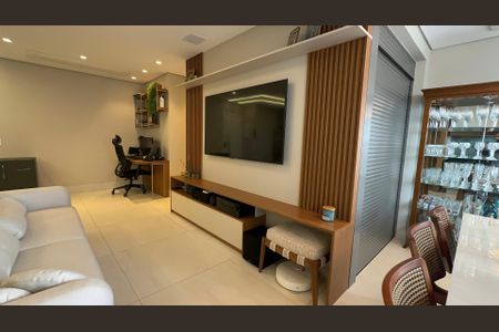 Apartamento à venda com 95m², 2 quartos e 2 vagas Apartamento à venda com 95m², 2 quartos e 2 vagasSala de TV