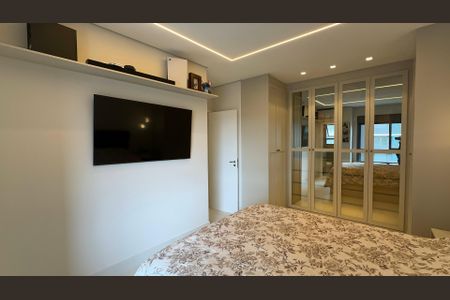 Apartamento à venda com 95m², 2 quartos e 2 vagas Apartamento à venda com 95m², 2 quartos e 2 vagasSuíte 1