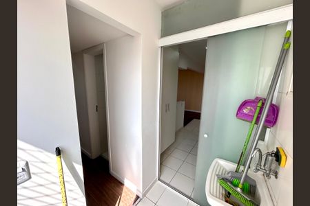 Apartamento à venda com 82m², 2 quartos e 1 vaga Apartamento à venda com 82m², 2 quartos e 1 vagaÁrea de Serviço