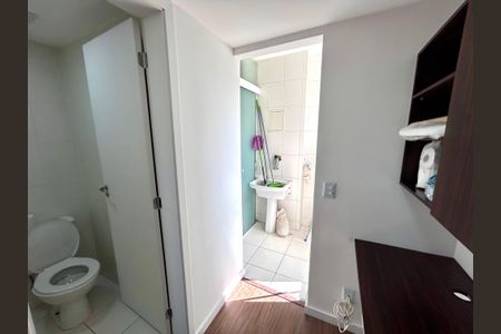 Apartamento à venda com 82m², 2 quartos e 1 vaga Apartamento à venda com 82m², 2 quartos e 1 vagaEscritório