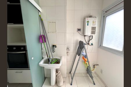Apartamento à venda com 82m², 2 quartos e 1 vaga Apartamento à venda com 82m², 2 quartos e 1 vagaÁrea de Serviço