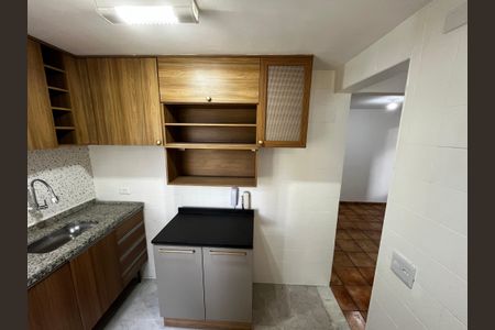 Apartamento para alugar com 55m², 2 quartos e 1 vaga Apartamento para alugar com 55m², 2 quartos e 1 vagaCozinha