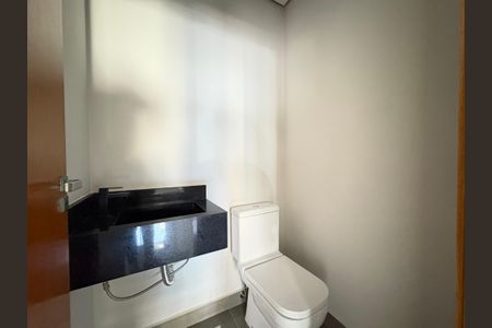 Casa à venda com 136m², 3 quartos e 2 vagas Casa à venda com 136m², 3 quartos e 2 vagasLavabo
