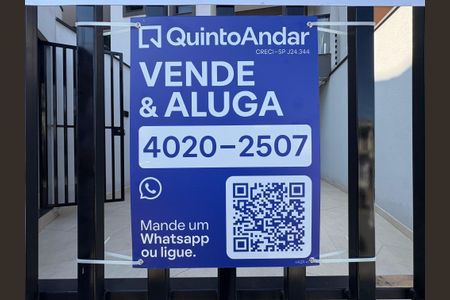 Casa à venda com 136m², 3 quartos e 2 vagas Casa à venda com 136m², 3 quartos e 2 vagasPlaquinha