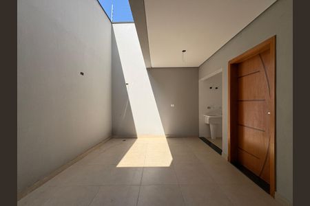 Casa à venda com 136m², 3 quartos e 2 vagas Casa à venda com 136m², 3 quartos e 2 vagasÁrea gourmet