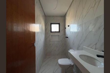 Casa à venda com 136m², 3 quartos e 2 vagas Casa à venda com 136m², 3 quartos e 2 vagasBanheiro da suíte 3