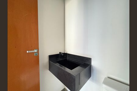 Casa à venda com 136m², 3 quartos e 2 vagas Casa à venda com 136m², 3 quartos e 2 vagasLavabo