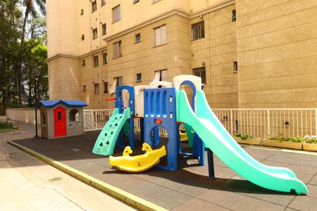 Apartamento à venda com 53m², 2 quartos e 1 vagaÁrea comum - Playground