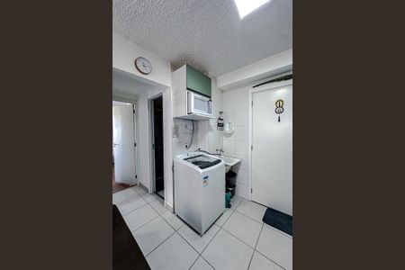 Apartamento à venda com 38m², 2 quartos e sem vaga Apartamento à venda com 38m², 2 quartos e sem vagaCozinha e Área de Serviço
