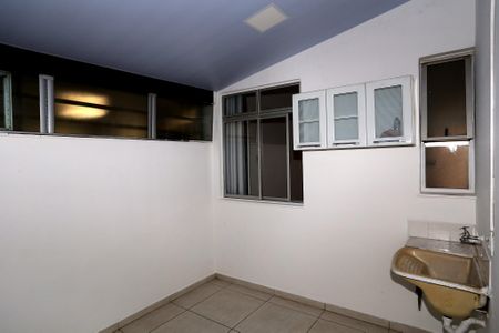 Apartamento para alugar com 72m², 2 quartos e 1 vaga Apartamento para alugar com 72m², 2 quartos e 1 vagaÁrea de Serviço
