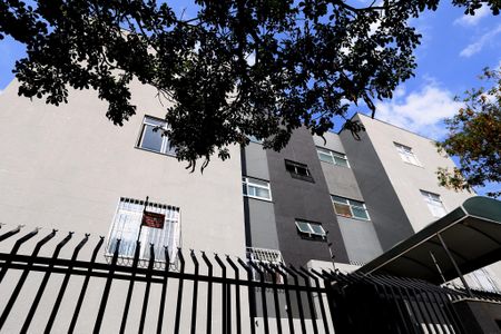 Apartamento para alugar com 72m², 2 quartos e 1 vaga Apartamento para alugar com 72m², 2 quartos e 1 vagaFachada