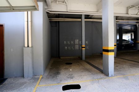 Apartamento para alugar com 72m², 2 quartos e 1 vaga Apartamento para alugar com 72m², 2 quartos e 1 vagaGaragem