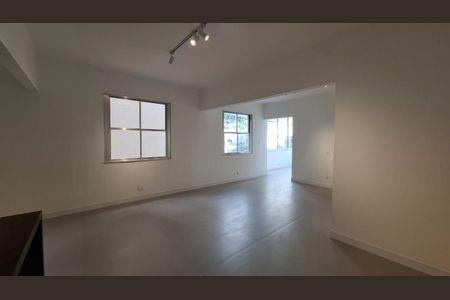 Apartamento à venda com 129m², 3 quartos e 1 vaga Apartamento à venda com 129m², 3 quartos e 1 vagaFoto 01