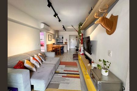 Apartamento à venda com 3 quartos, 75m² em Vila Sonia, São Paulo