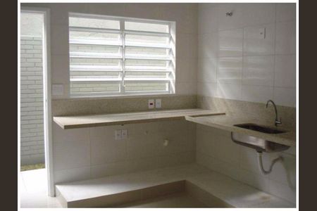 Casa à venda com 4 quartos, 243m² em Jardim do Mar, São Bernardo do Campo