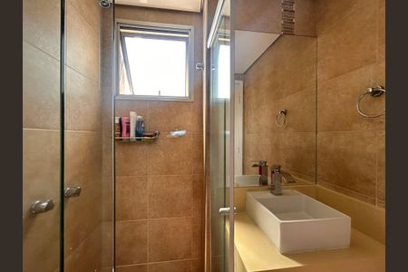 Apartamento à venda com 84m², 3 quartos e 2 vagasBanheiro