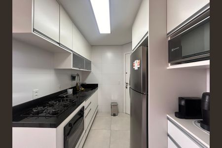 Apartamento à venda com 84m², 3 quartos e 2 vagasCozinha