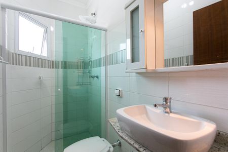 Casa à venda com 150m², 4 quartos e 2 vagas Casa à venda com 150m², 4 quartos e 2 vagasBanheiro da Suíte