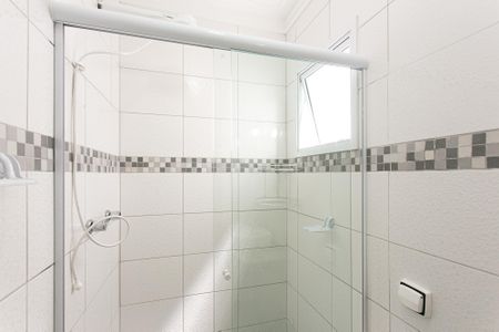 Casa à venda com 150m², 4 quartos e 2 vagas Casa à venda com 150m², 4 quartos e 2 vagasBanheiro 1