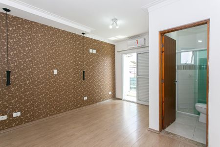 Casa à venda com 150m², 4 quartos e 2 vagas Casa à venda com 150m², 4 quartos e 2 vagasSuíte