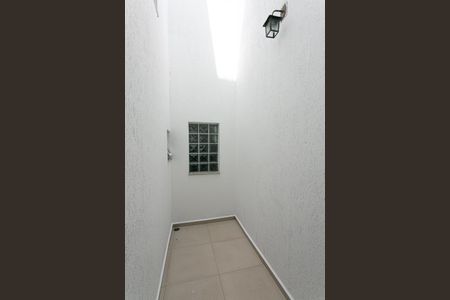 Casa à venda com 150m², 4 quartos e 2 vagas Casa à venda com 150m², 4 quartos e 2 vagasJardim de Inverno