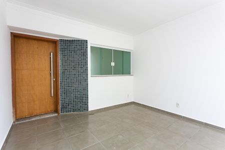 Casa à venda com 150m², 4 quartos e 2 vagas Casa à venda com 150m², 4 quartos e 2 vagasGaragem