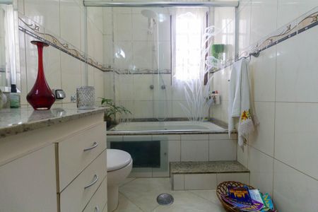 Apartamento à venda com 112m², 2 quartos e sem vagaBanheiro