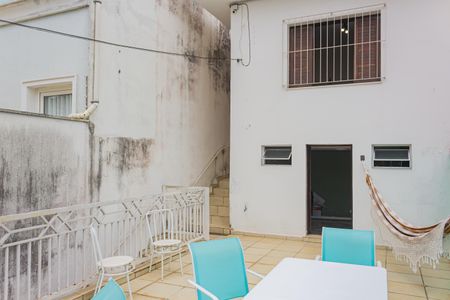 Casa para alugar com 193m², 5 quartos e 1 vaga Casa para alugar com 193m², 5 quartos e 1 vagaQuintal