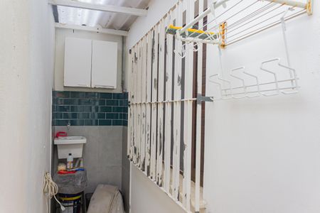 Casa para alugar com 193m², 5 quartos e 1 vaga Casa para alugar com 193m², 5 quartos e 1 vagaÁrea de Serviço