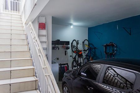 Casa para alugar com 193m², 5 quartos e 1 vaga Casa para alugar com 193m², 5 quartos e 1 vagaGaragem