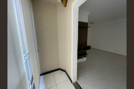 Sala de apartamento para alugar com 2 quartos, 52m² em Granja Viana, Cotia