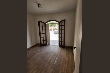 Casa à venda com 3 quartos, 160m² em Vila Campo Grande, São Paulo