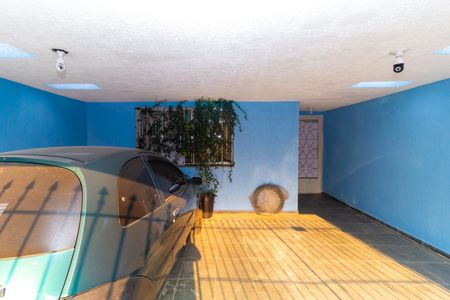 Casa à venda com 148m², 2 quartos e 2 vagas Casa à venda com 148m², 2 quartos e 2 vagasGaragem