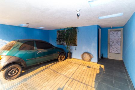 Casa à venda com 148m², 2 quartos e 2 vagas Casa à venda com 148m², 2 quartos e 2 vagasGaragem