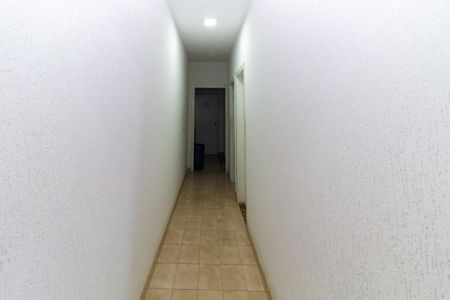 Casa à venda com 148m², 2 quartos e 2 vagas Casa à venda com 148m², 2 quartos e 2 vagasCorredor dos Quartos