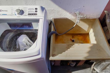 Casa à venda com 148m², 2 quartos e 2 vagas Casa à venda com 148m², 2 quartos e 2 vagasÁrea de Serviço