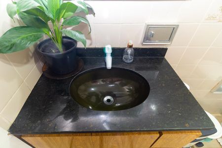 Casa à venda com 148m², 2 quartos e 2 vagas Casa à venda com 148m², 2 quartos e 2 vagasBanheiro Social