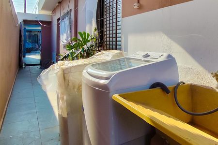 Casa à venda com 148m², 2 quartos e 2 vagas Casa à venda com 148m², 2 quartos e 2 vagasÁrea de Serviço