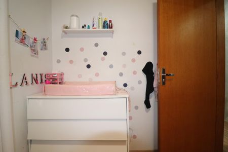 Apartamento à venda com 95m², 3 quartos e 2 vagasQuarto 