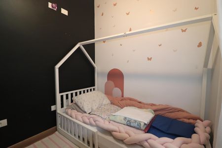 Apartamento à venda com 95m², 3 quartos e 2 vagasQuarto 