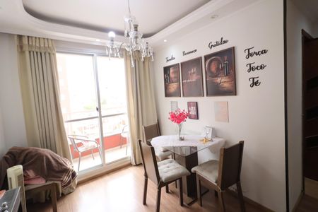 Sala de apartamento para alugar com 2 quartos, 58m² em Bussocaba, Osasco