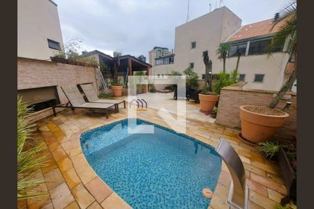 Apartamento para alugar com 320m², 4 quartos e 4 vagas Apartamento para alugar com 320m², 4 quartos e 4 vagasÁrea comum