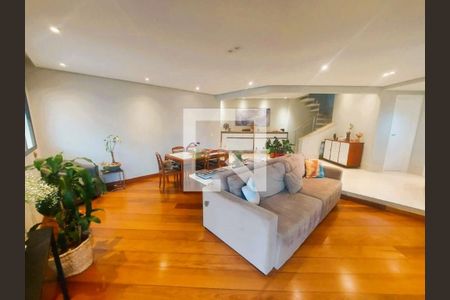 Apartamento para alugar com 320m², 4 quartos e 4 vagas Apartamento para alugar com 320m², 4 quartos e 4 vagasSala