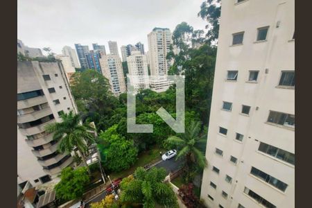 Apartamento para alugar com 320m², 4 quartos e 4 vagas Apartamento para alugar com 320m², 4 quartos e 4 vagasÁrea comum